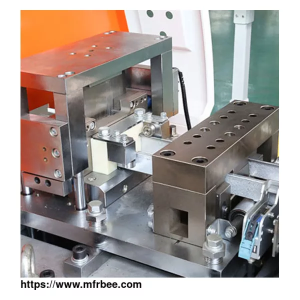 PROFILE ROLL FORMING MACHINE