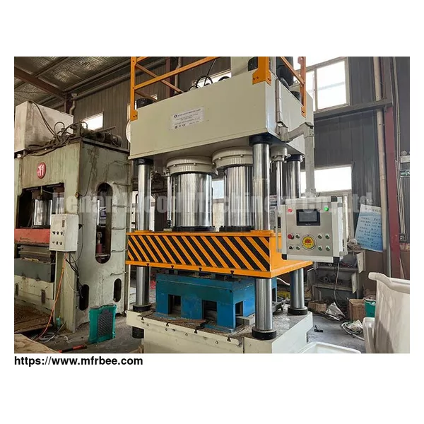Wood pallet press machine