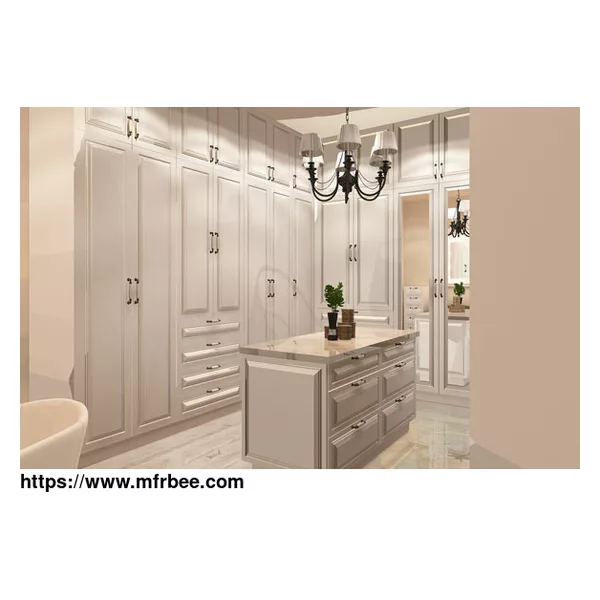 Walk In Closet