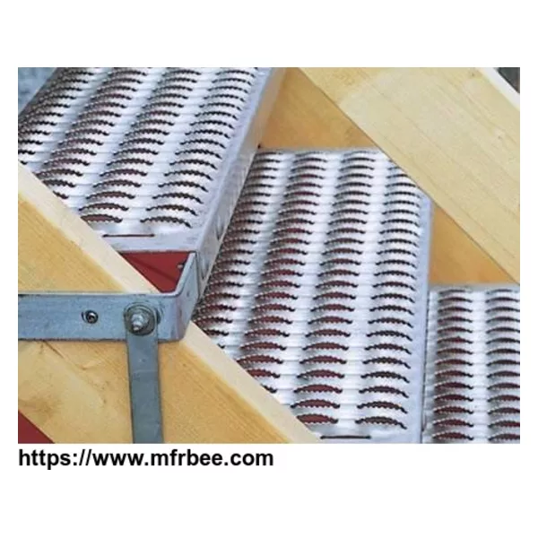 http://www.safetygrating.org/products/diamond-strut/stair-treads.html