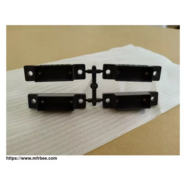 plastic injection molding part with copper Helicoil