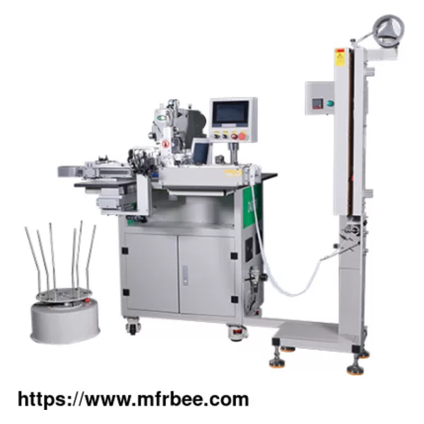 Automatic rubber band connecting machine