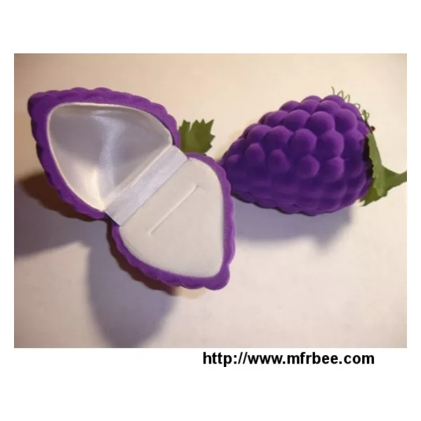Grapes Shaped Flocking Ring Box