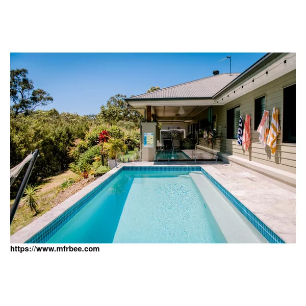 RETAINING WALL POOLS