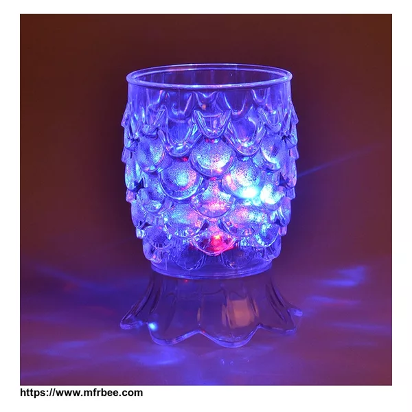 Ananas Flashing Cup