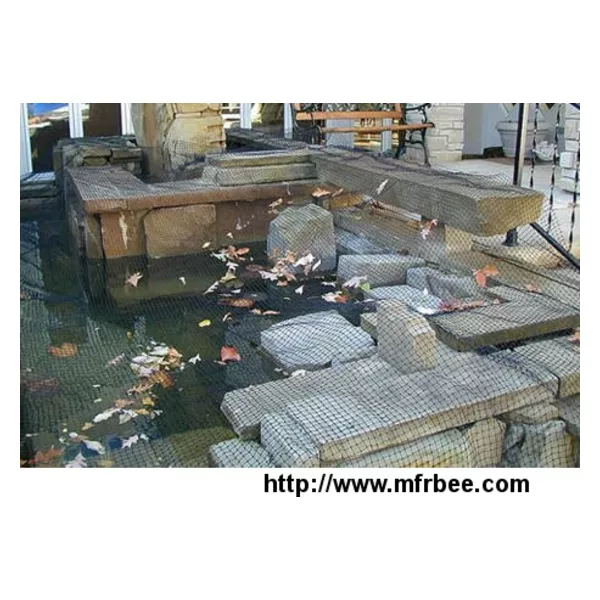 Extruded Pond Netting Protects Clear and Healthy Water